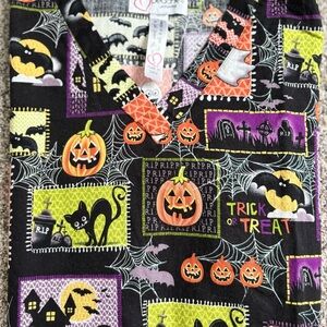 Peaches Uniforms Halloween Scrub Top